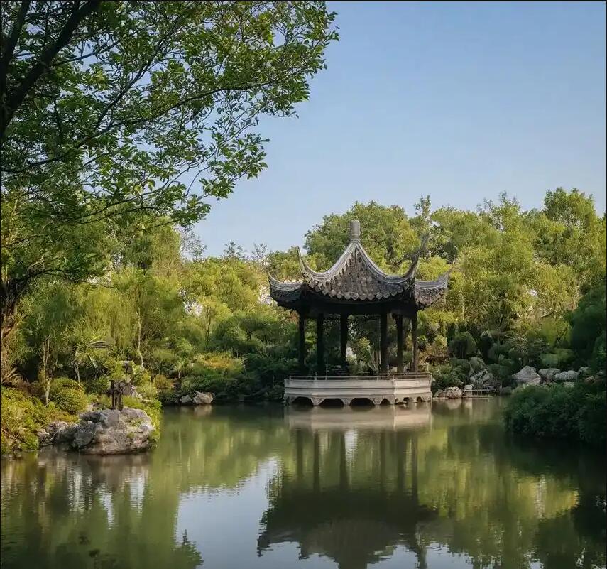 大庆龙凤谅解餐饮有限公司